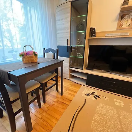 Apartman Giza Cozy 1bdr W Wifi Near Arena 8888 And Sofiamed Szófia